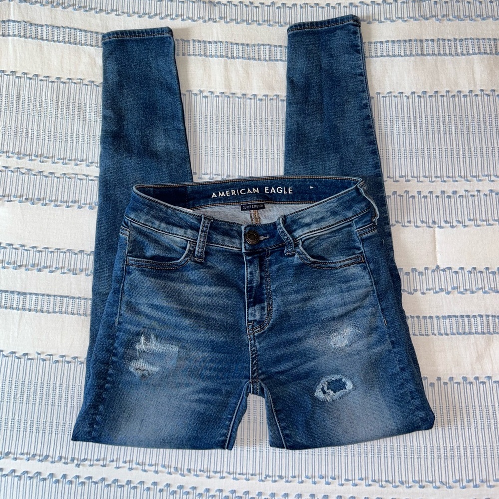 American Eagle Outfitters Women's Distressed Jeggings